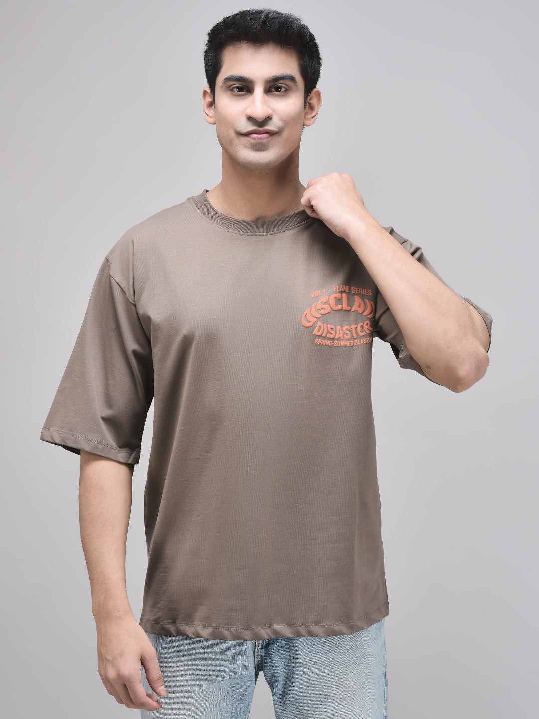 Streetwear clay brown oversized t-shirt side view – typography design
