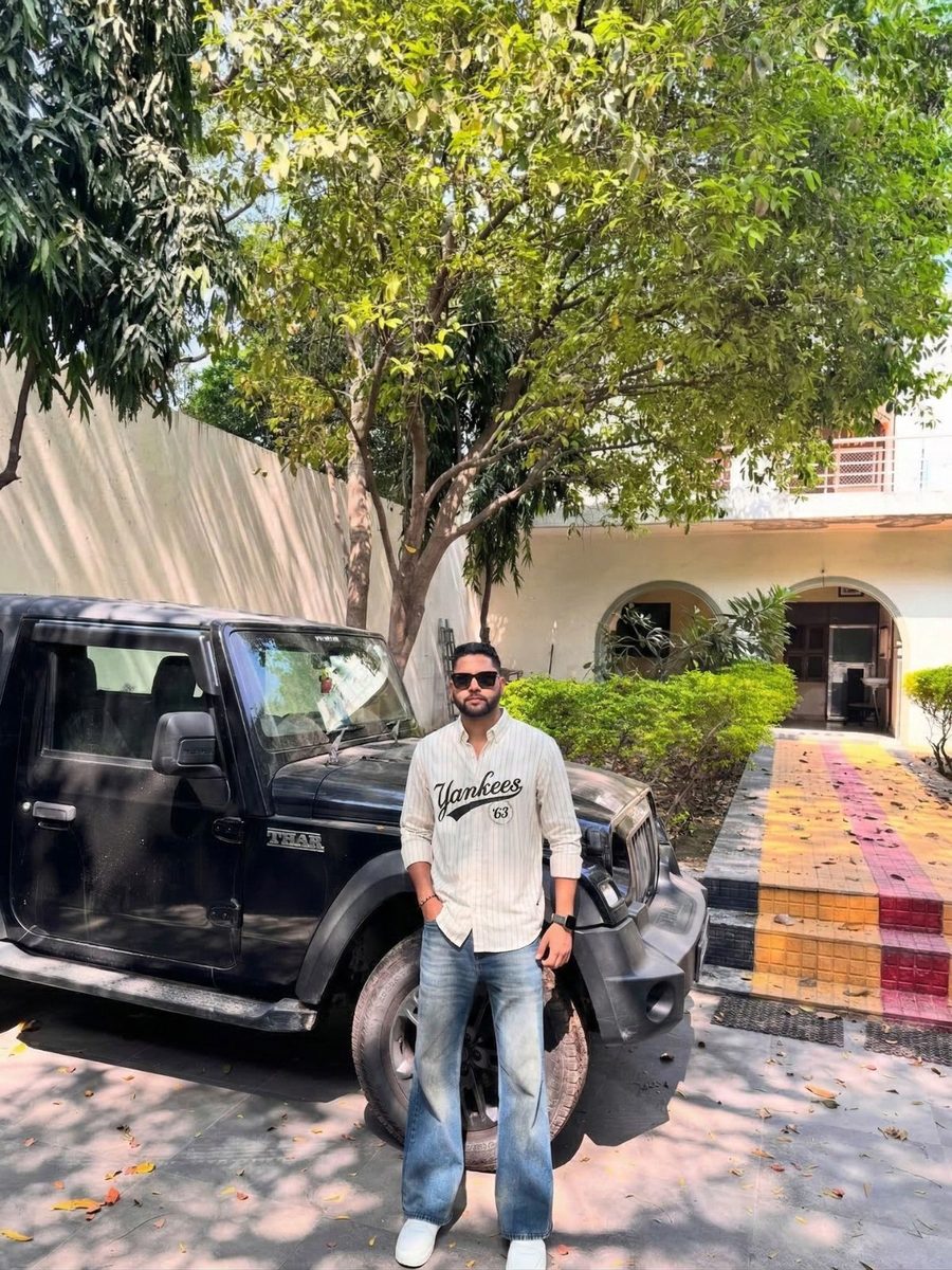 Karan Sehgal wearing YANKEES LINEN SHIRT (S)